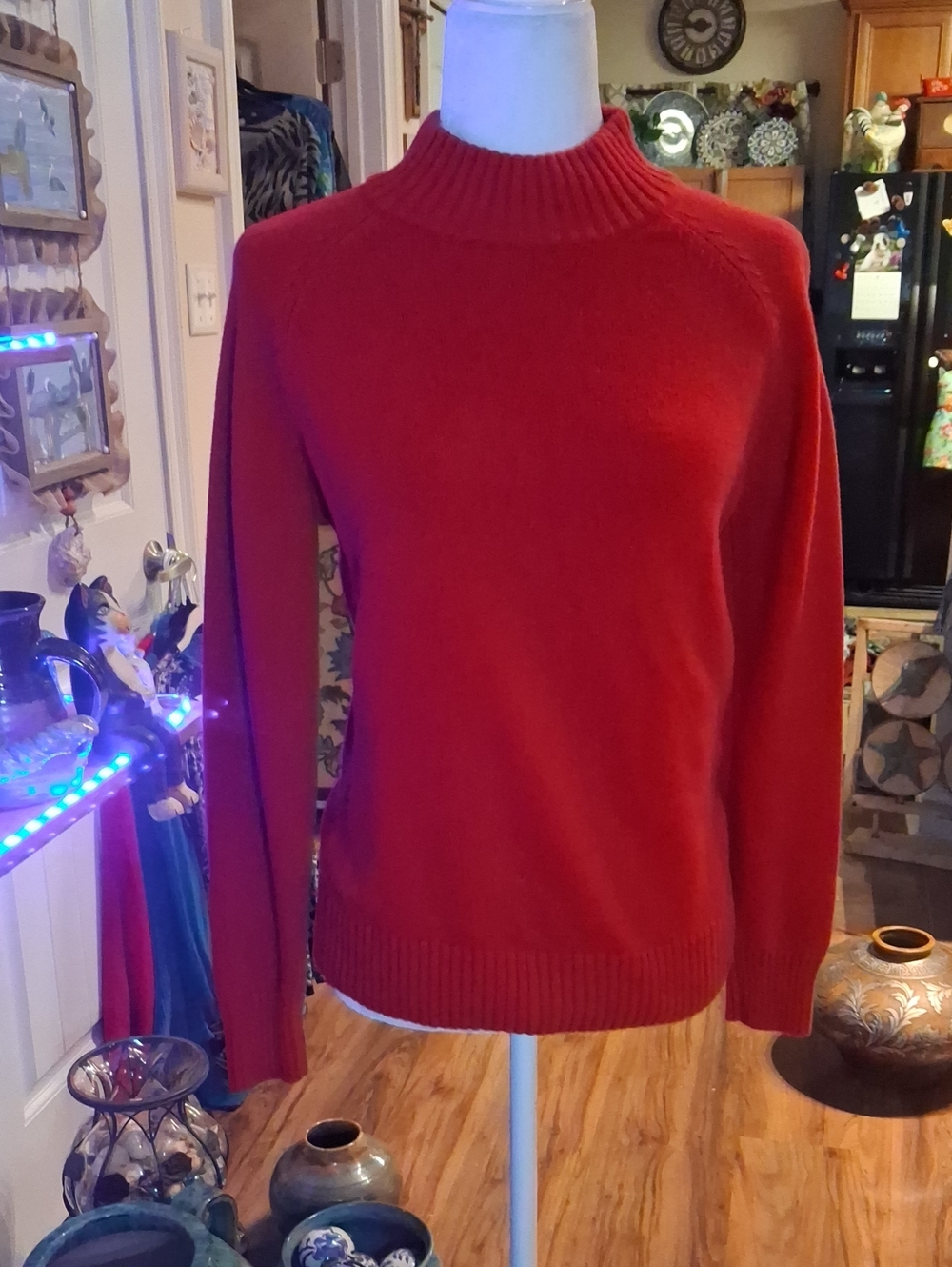 A New JEANNE PIERRE Red Mock-Turtleneck Sweater Without The Label Size M